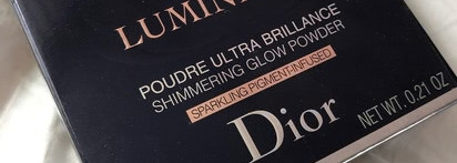 DIOR Пудра для сияния кожи Diorskin Mineral Nude Luminizer 01 "Натуральное Сияние"