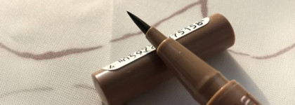 Бюджетная новинка для бровей от Catrice - маркер Brow definer brush pen 010