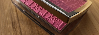 Кому-то валентинку и пару к 14 февраля, а мне, пожалуйста, румяна от Dior Backstage Rosie Glow Blush