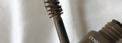 Пушистые бровки с тушью от NYX Thick It Stick It Mascara 01 "Taupe"