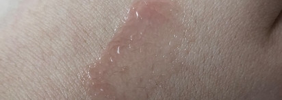 Идеальный по всем параметрам блеск для губ Shik Lip Care Gloss 02