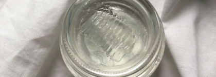 Чудо-баночка для непослушных бровей Brow Jelly от Vivienne Sabo