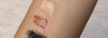 Бережный и бюджетный уход за кожей с Super Beezy