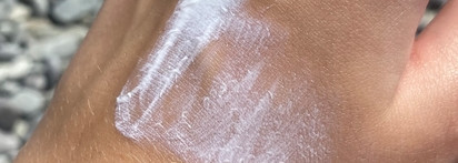 Самый комфортный солнцезащитный крем для жирной кожи - Avene Cleanance SPF 50