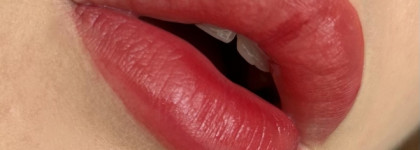 Не тинт, а сплошное безобразие. LuxVisage Lip Tint Aqua Gel №05