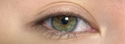 Главное разочарование в 2023: новая тушь Mascara Charmer от Manly Pro в коричневом оттенке