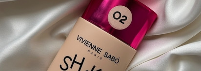 Эффект холёной кожи с тональной основой от Vivienne Sabo Shake Foundation 02