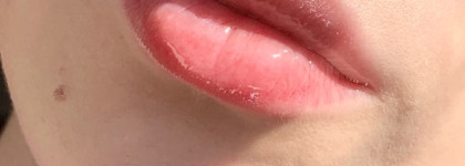 Впечатление от блеска для губ Clarins Lip Comfort Oil в оттенке №3 Red Berry