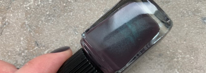 Жираф Кристина, или история о том, как я полюбила лаки Chanel, когда к ним уже все остыли