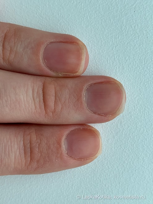 Масла для кутикулы от Burt’s Bees и Essie: отличник и двоечник