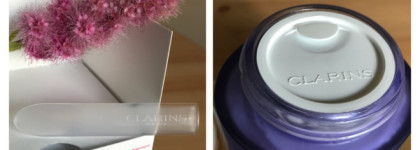 Снимаем стресс и расслябляемся вместе с Clarins Extra-firming mask