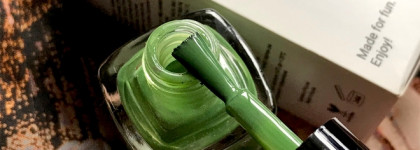 Величественные кроны деревьев в лаке для ногтей Polish Molish "Treetop"