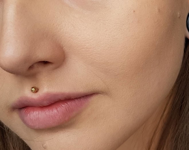 Обзор новинки Catrice True Skin Hydrating Foundation: так ли она хороша как Catrice HD Liquid Coverage?