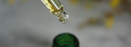 Mádara Deep Moisture Vitamin Oil: смогла ли моя комбинированная кожа с ним подружиться?