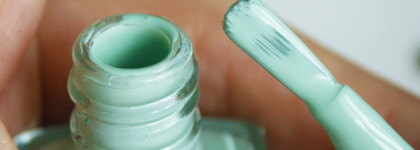 Молочный аквамарин: Catrice Iconails 96 Nap Green