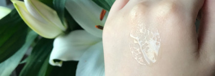 Эссенция Haruharu Wonder Black Rice Hyaluronic Essence — очень лёгкое и приятное средство на лето