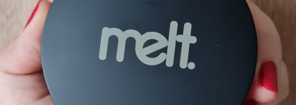 Melt Cosmetics Digital Dust Highlight в оттенке Iluminacion