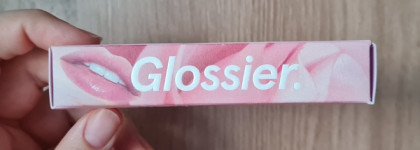 Любимец для сухой кожи губ – Rose Balm Dotcom от Glossier