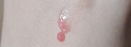 Любимец для сухой кожи губ – Rose Balm Dotcom от Glossier