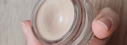 Консилер на каждый день: Glossier Stretch Concealer в оттенке G11