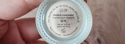 Консилер на каждый день: Glossier Stretch Concealer в оттенке G11