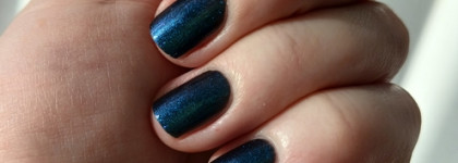 Синий, но не иней. ANNY Nail Polish 400.30 dancing in the dark