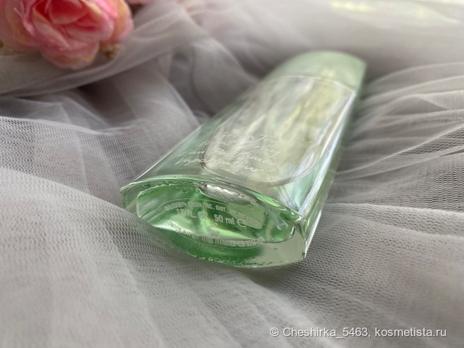 Green Tea by Elizabeth Arden - одна из первых покупок парфюмерии, которая переживает все расхламления