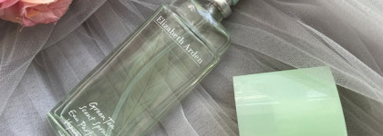 Green Tea by Elizabeth Arden - одна из первых покупок парфюмерии, которая переживает все расхламления