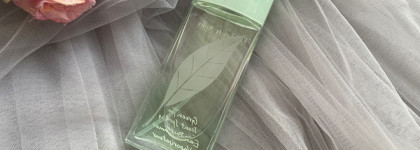 Green Tea by Elizabeth Arden - одна из первых покупок парфюмерии, которая переживает все расхламления
