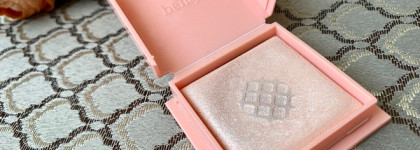 Повторила и ещё повторю: любимый хайлайтер Dandelion Twinkle от Benefit