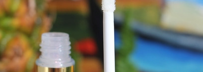 Vivienne Sabo Tropique Gloss тон 05 - нереальный голографик со вкусом тропических фруктов