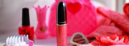 Hi, Barbie! Hi, MAC! - The Grand Illusion Glossy Liquid Lip Colour - барбическое сияние розового