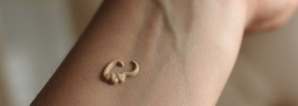 Artistic&co Pe The White Ghost Glow Foundation - идеальная тональная сыворотка для сухой кожи с фуллереном