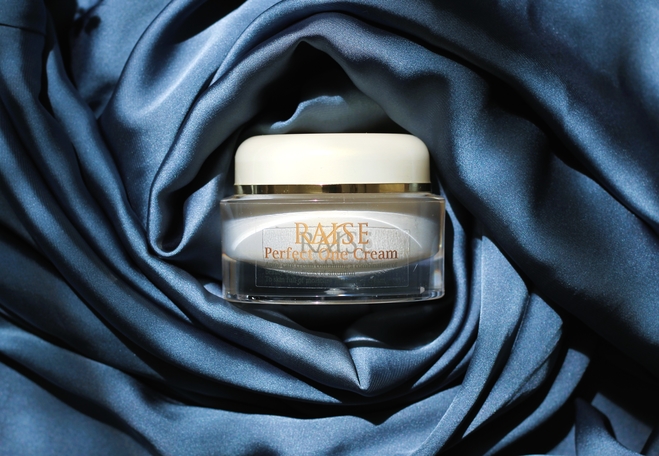 Raise Perfect One Cream - легендарный крем-утюжок от морщин в действии ...