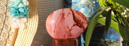 The House of Oud Empathy - сигаретный дым с малиной на школьном дворе