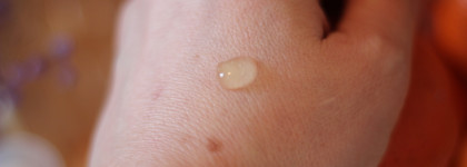 Двойной удар по пятнам постакне. Сыворотка для лица с витамином С и феруловой кислотой Vita-C Ferulic Mesomatrix