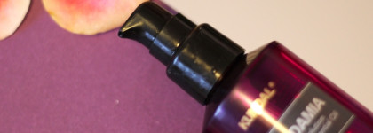 Kundal Macadamia Ultra Serum - усмирить пористые волосы, не утяжеляя