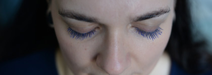 Косметика из сетевых магазинов: синяя тушь H&M In Living Colour Ultramarine