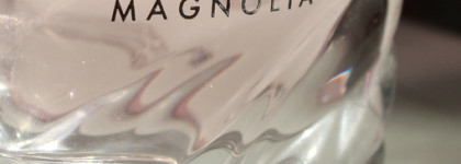 Estee Lauder Beautiful Magnolia - капризный аромат с оттенком матэ