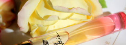 Sisley Izia - манговая роза сентября