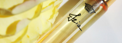 Sisley Izia - манговая роза сентября