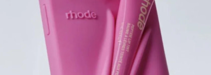 Rhode Peptide Lip Tint shortcake: море на губах и блики солнца
