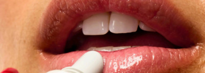 Rhode Peptide Lip Tint Peppermint Glaze: простой, блестящий и милый