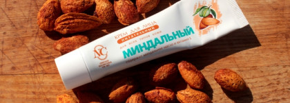 Питательный крем для лица "Миндальный" от Невской косметики: нежное увлажнение в жару