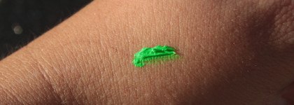 7-Days B.colour Hair Mascara UVglowb в оттенке Tokyo Evening 03 или четыре недели неоновой глупости