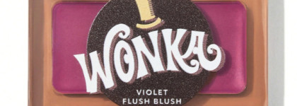 Румяна Sheglam x Willy Wonka Violet Flush: необычные румяна с черничным ароматом