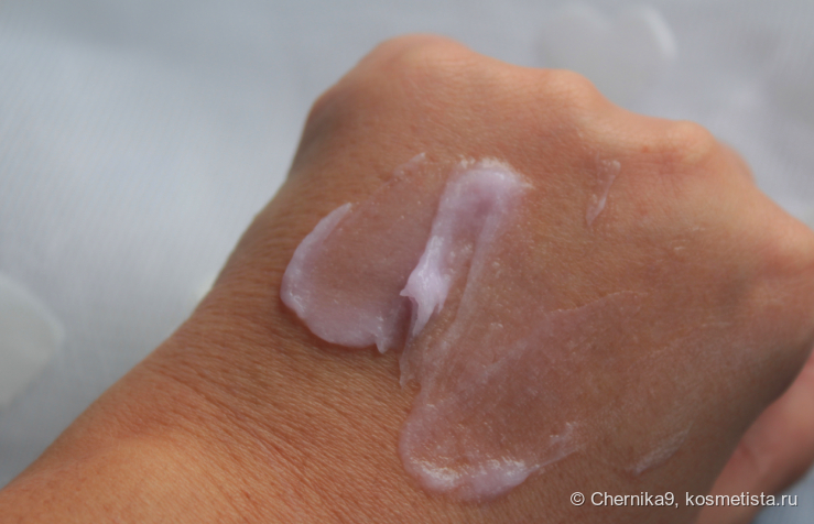 Свотч бальзама на руке