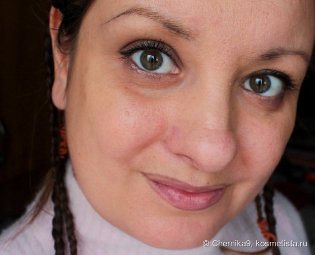 С обведнными губами