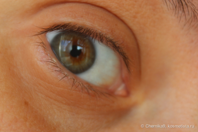 Ресницы без туши в тени