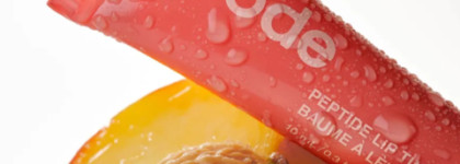 Лучший нюд US-beauty найден: бессовестно исчезнувший peptide lip tint Rhode Peach Pit